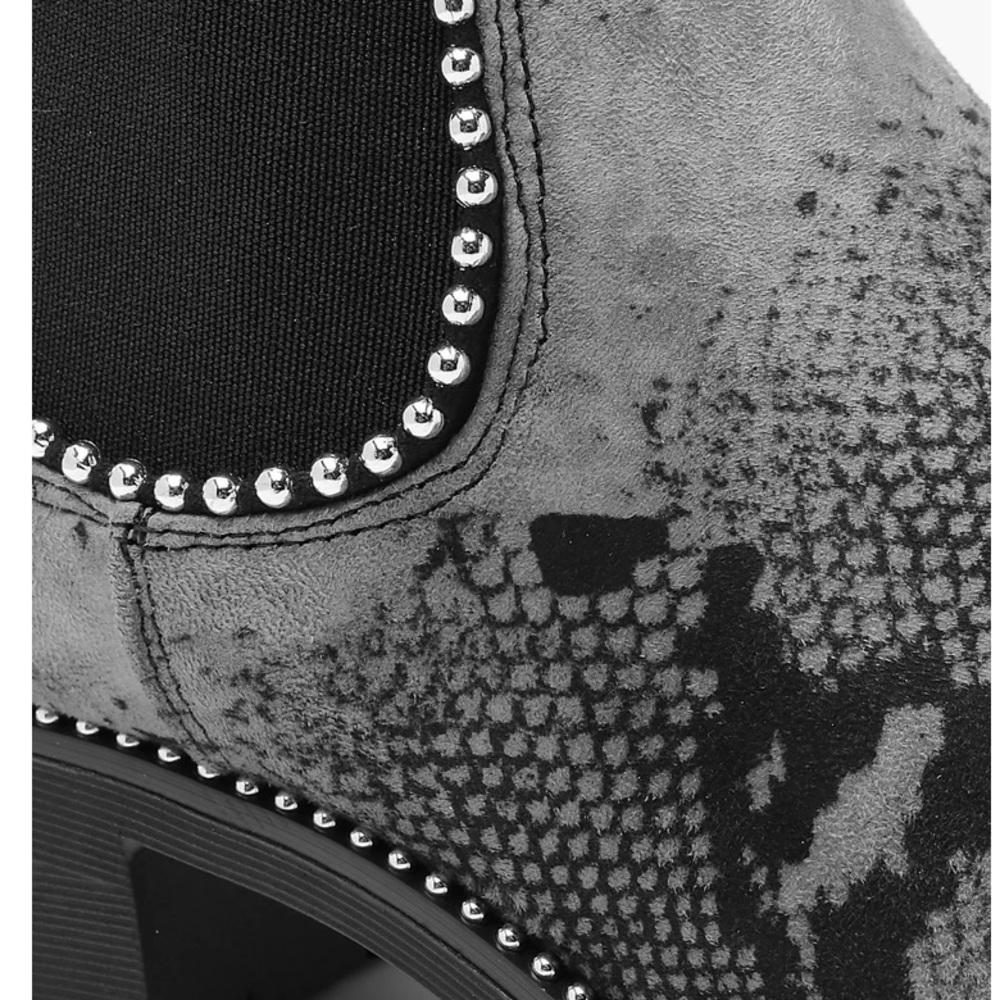 Boohoo Snake Print Chunky Chelsea Boots - Picture 4 of 5
